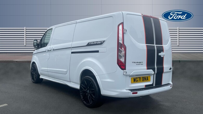 Ford Transit Custom 290 L2 Diesel Fwd 2.0 EcoBlue 185ps Low Roof Sport Van